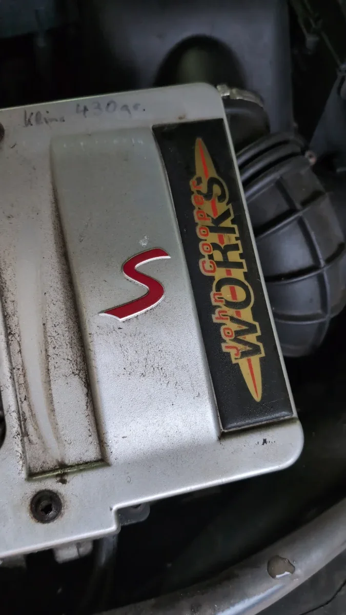 Cubierta del intercooler con logo John Cooper Works