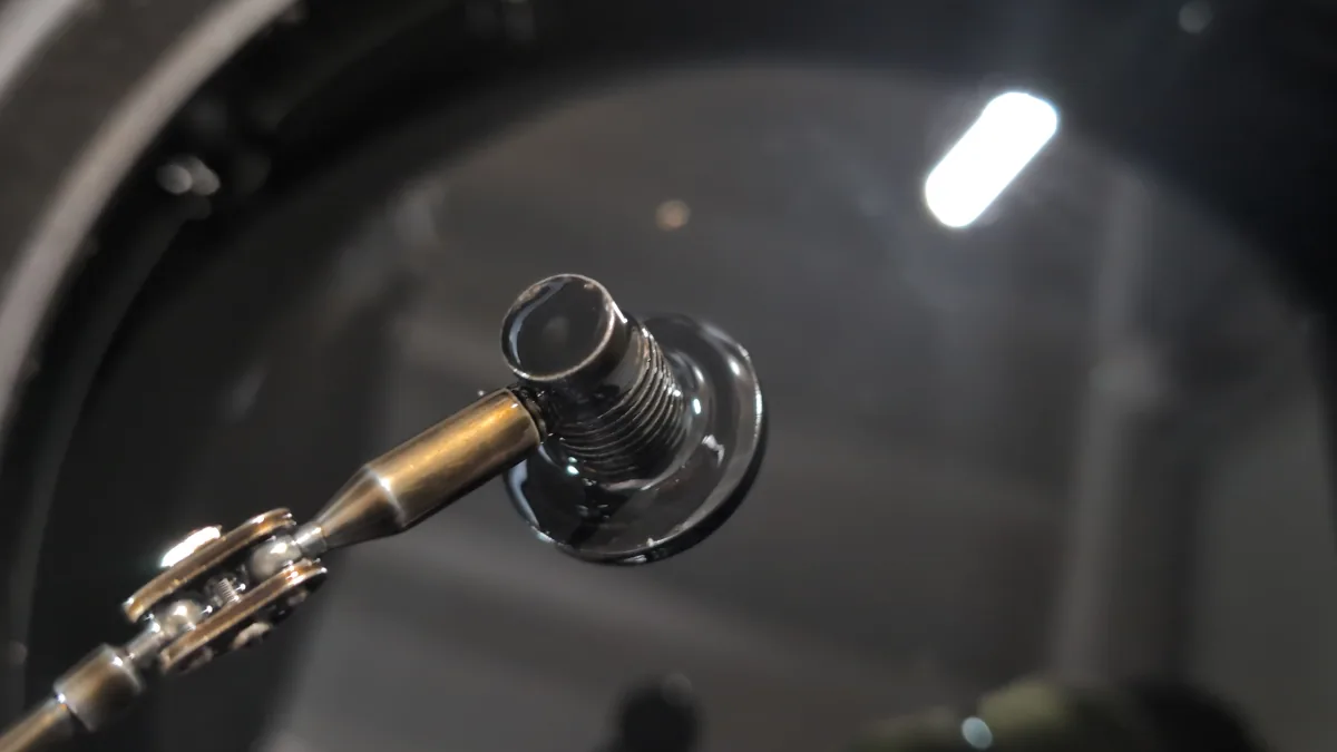 Proceso de desmontaje del motor del Mini